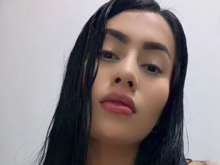 HollyReyes profile