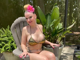Hot_Milf_Nicole