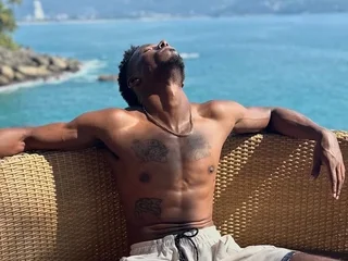 IamWayde profile