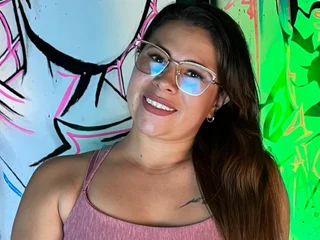 KinkyEsmerald profile