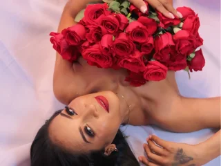 Luisa_Milf profile