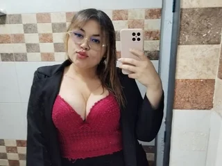 NaughtyyCherryyy profile