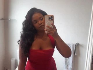 QueenZhara profile