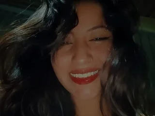 Roxxy_Black profile