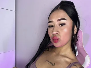 ScarletCuteee profile