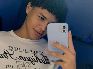 SebasTheAngel profile