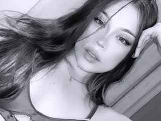 SophieMonroe19