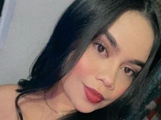 Victoria_Rey