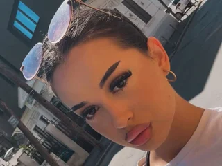 XAriaBlair profile