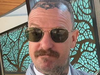 longwalksonthebeach69 profile