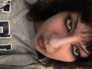 lovelyliliah profile