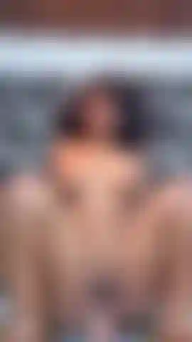 Ando de vibrador na frente.