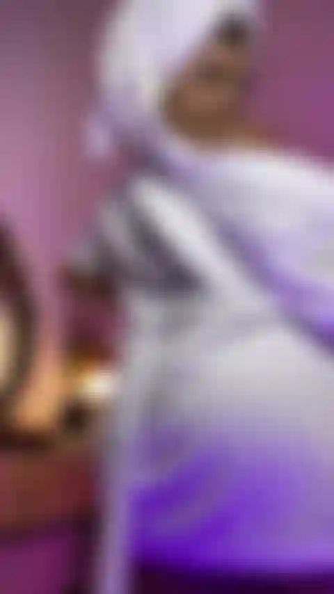 Dói quando coloco meu brinquedo dentro do cu.