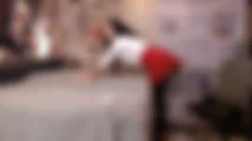 Cavalgando solo de cowboy reverso.