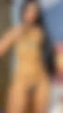 Imagina minha bunda balançando na sua cara!
