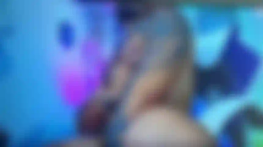 My big dick soft and my bubble ass what do u prefer ??