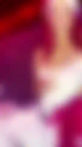 Espalhando espuma na minha fantasia de mamãe noel.