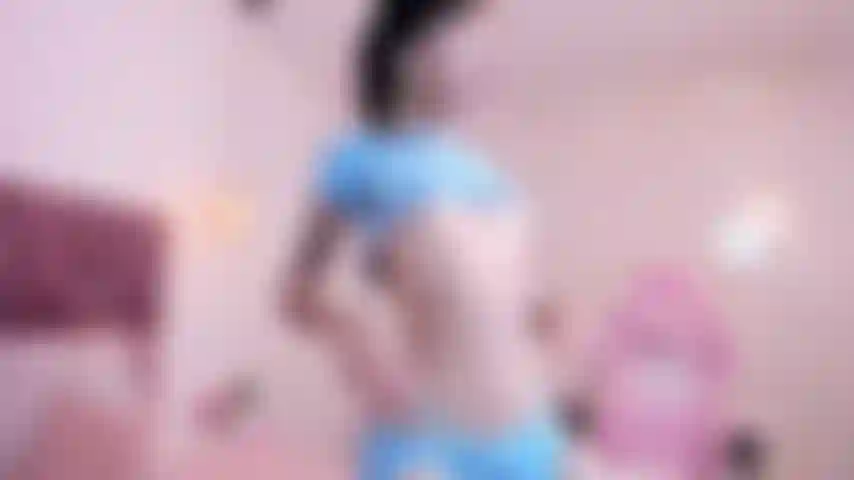 SLOW AND SEDUCTIVE STRIPTEASE