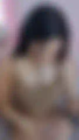 Let yourself be carried away by my sensual movements, my body wants to feel pleasure