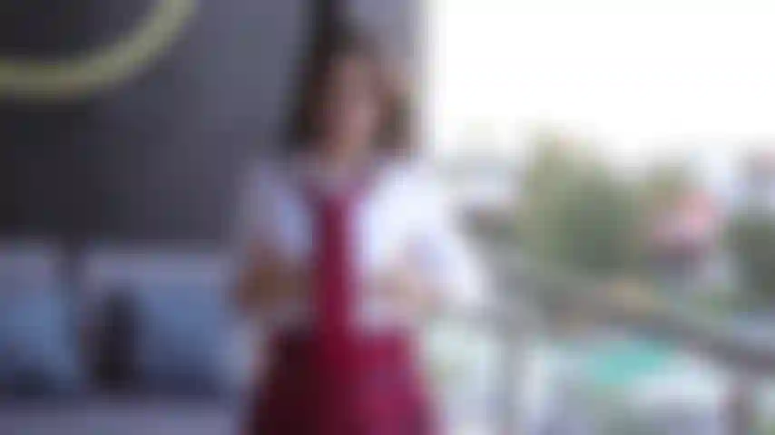 Estudante ao ar livre sexy.