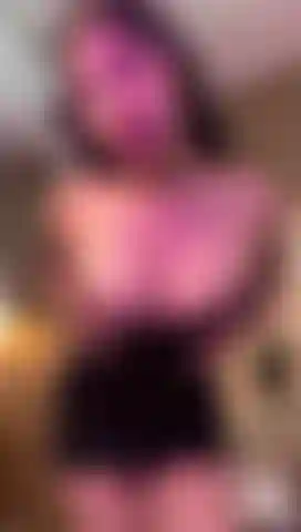 Brinco com meus peitos.