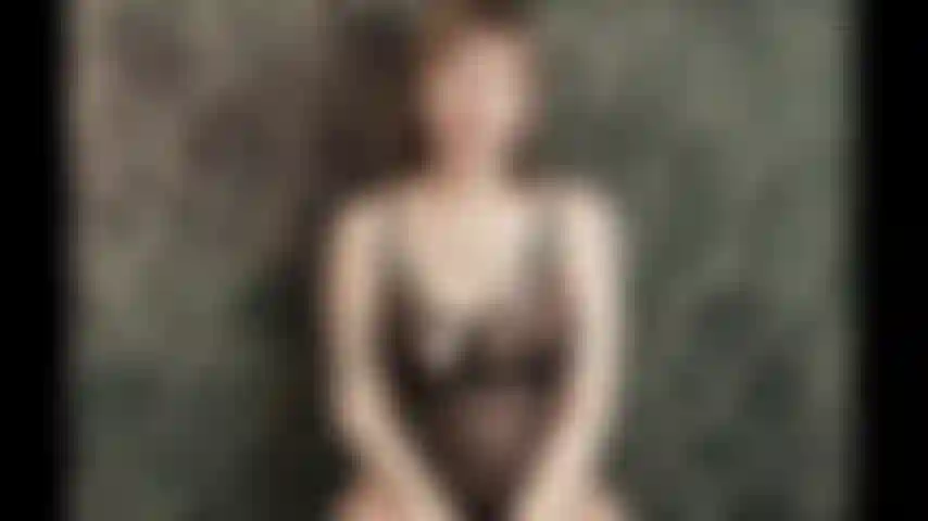 Toca e envia findom joi.