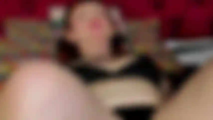 Meu clitóris vibra para mim.