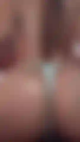 Minha bunda quica em cowgirl para você a cada salto eles vão fazer seu pau explodir de prazer .