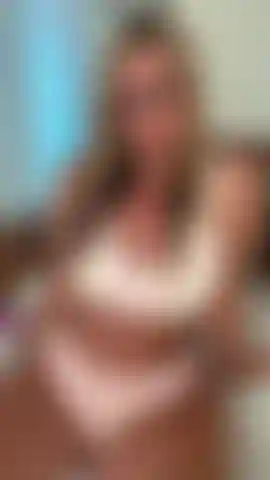 Five minutes of me riding it exactly the way I like it… bouncing, moaning, and talking filthy the entire time. Think you can handle watching me lose control?