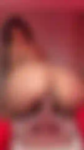 Olha como esse pau enorme está me fodendo 💦.