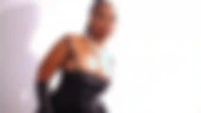 Garota safada do látex (horrores).