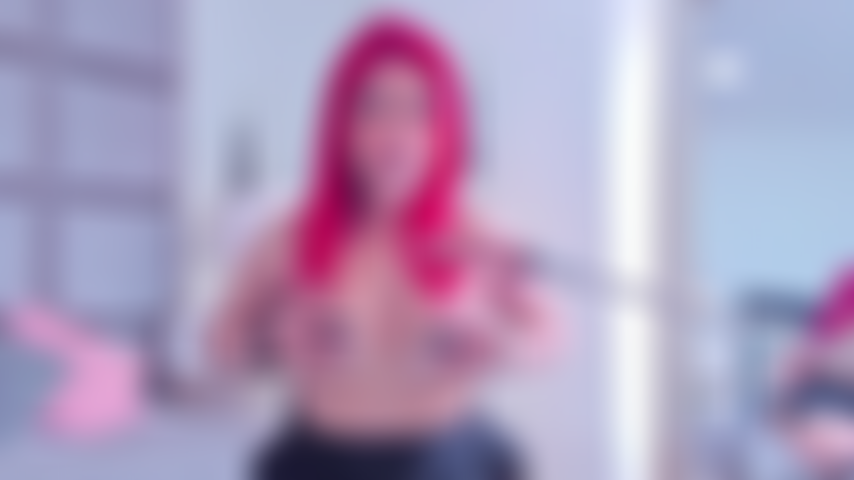 Fantasia flamejante: o fascínio de uma ruiva.