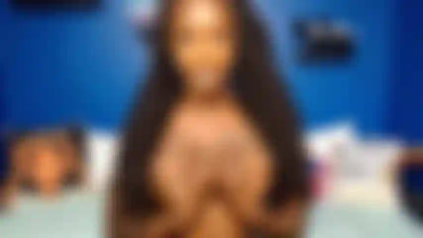 Goze nos meus peitos ian.