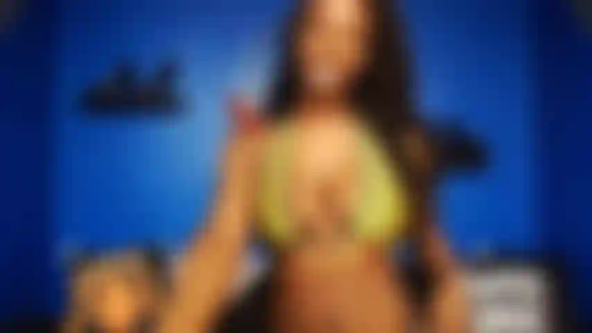 Luke no clube de strip.