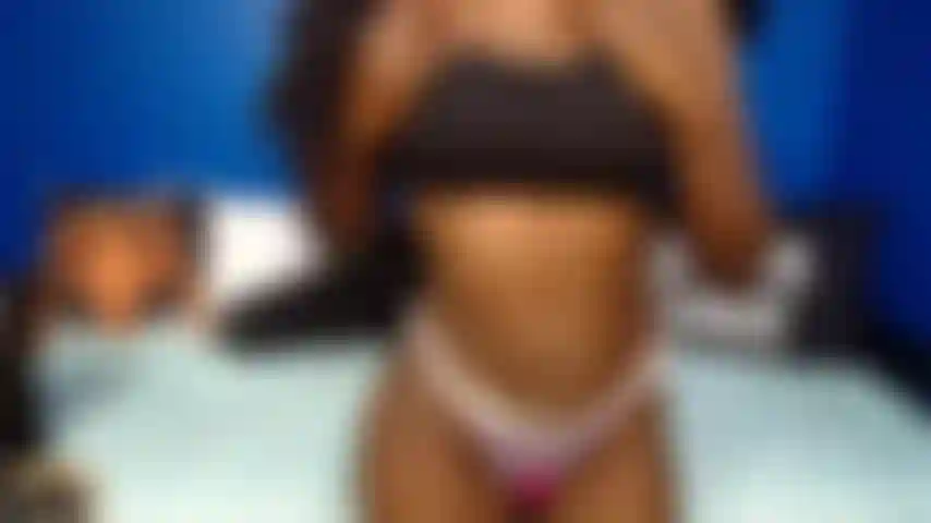 Strip tease sensual.