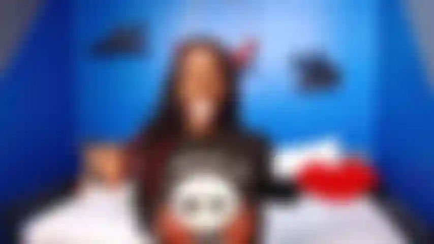 Provocação de camiseta: sexta-feira 13.