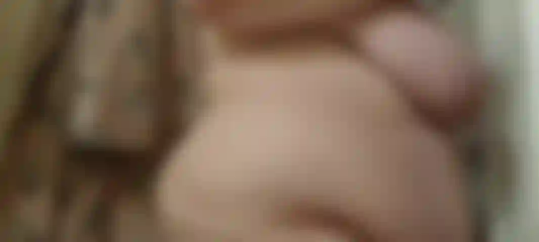 Jogo no banho e na água.