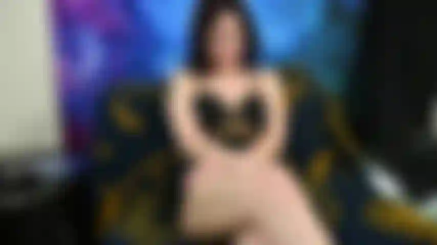 Fraca por lábios deliciosos e batom.