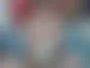 A enfermeira ali precisa de uma amostra de sêmen joi! A enfermeira ali demonstra com um vibrador em suas luvas de látex médicas como acariciar seu pau.