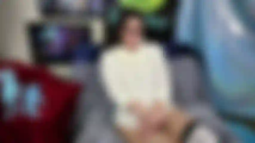 Pov nerd com gravidez virgem.