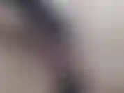 Close anal e dupla penetração! Adoro foder minha bunda primeiro antes de adicionar uma vibração à minha buceta. Então adorei ser empalhada enquanto uma terceira vibração provoca meu clitóris!