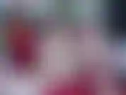 Vídeo de férias com tesão da namorada. Decido fazer para você um vídeo de férias muito sexy enquanto você está longe de mim. Faço strip-tease e falo safada sobre como quero que você me leve enquanto me masturbo.