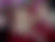 É meu aniversário de 32 anos. Comemorando com orgasmos com um brinquedo de clitóris (uma parte de língua, uma de sucção) e um vibrador de ponto g.