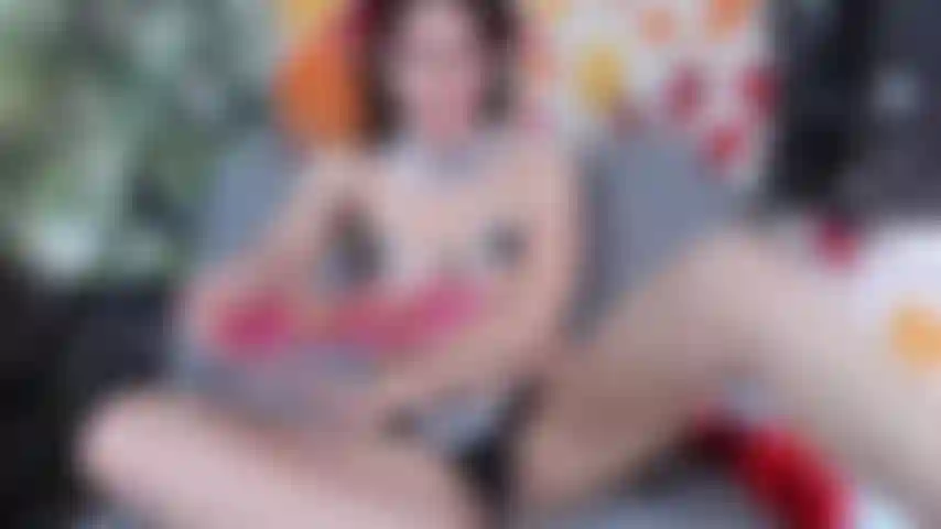 Empregada doméstica asmr fode mestre.