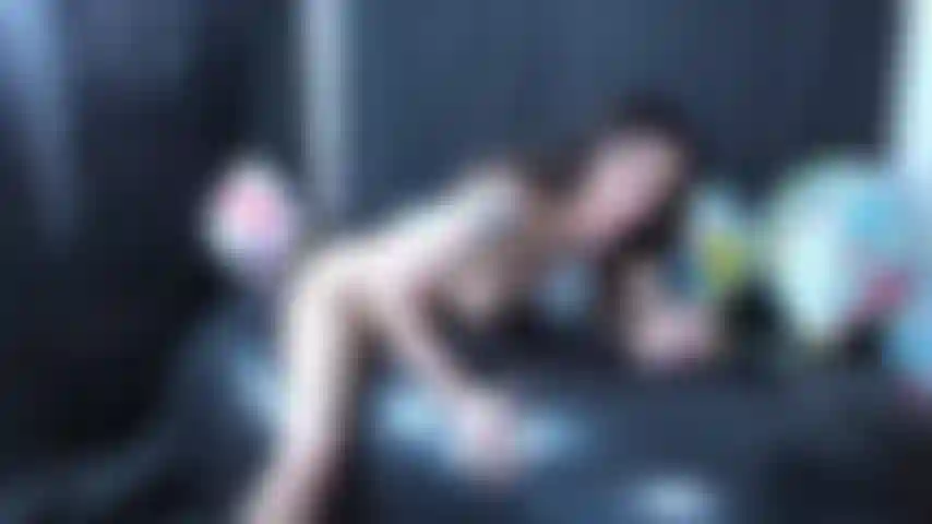 Foda-se um vibrador em um balão gigante de 86 polegadas com balões menores ao redor para brincar também!!