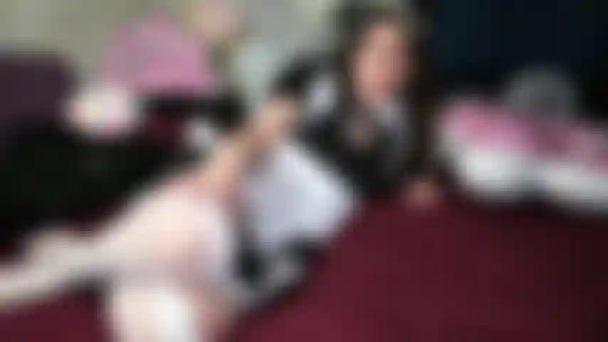 Kitty empregada dupla penetração para mestre.