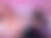 Que prisioneira sortuda você é! Sua vida é uma lista de dependências sensuais, e eu sou seu vício mais forte. Então seja feliz, se emocione e se encha de alegria dentro da sua armadilha favorita.