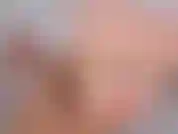 Hipnotizada, enquanto você observa minhas solas nuas, ambos os pés flexionados, unhas rosadas, dedos bonitos. Vejo-os oleosos e brilhantes, esticando-se e esfregando-se um no outro, enquanto faço a contagem regressiva para a sua libertação.