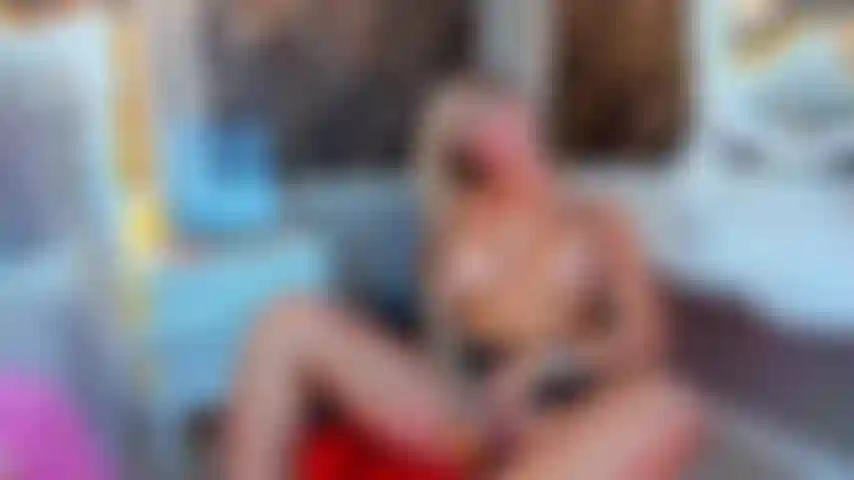 Minha buceta vibrando.