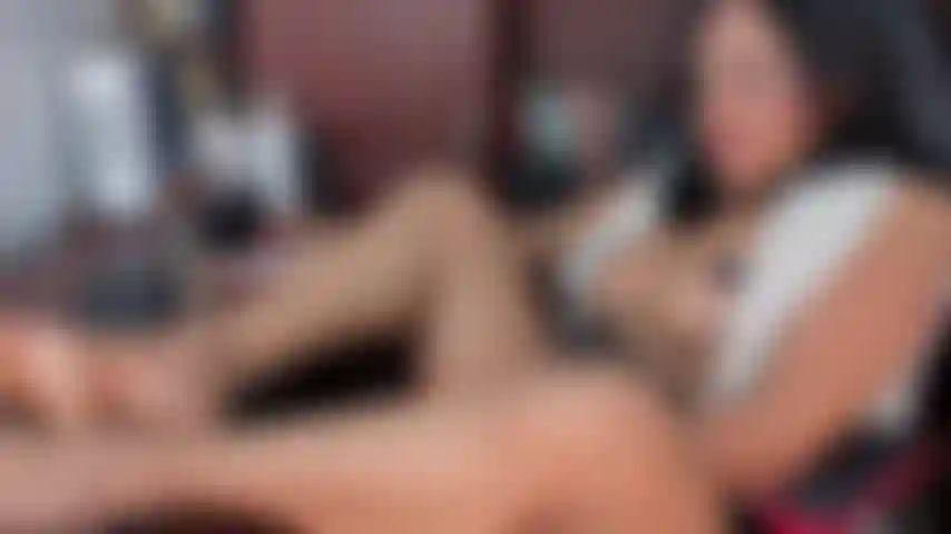 Masturbação nos pés.